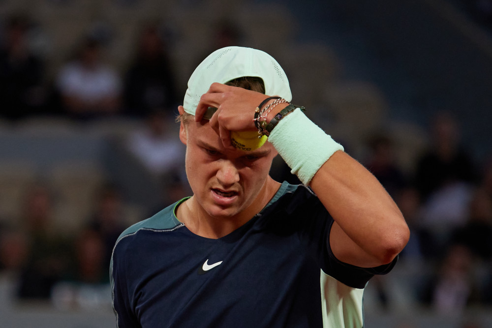 他一度面临 他一度面临