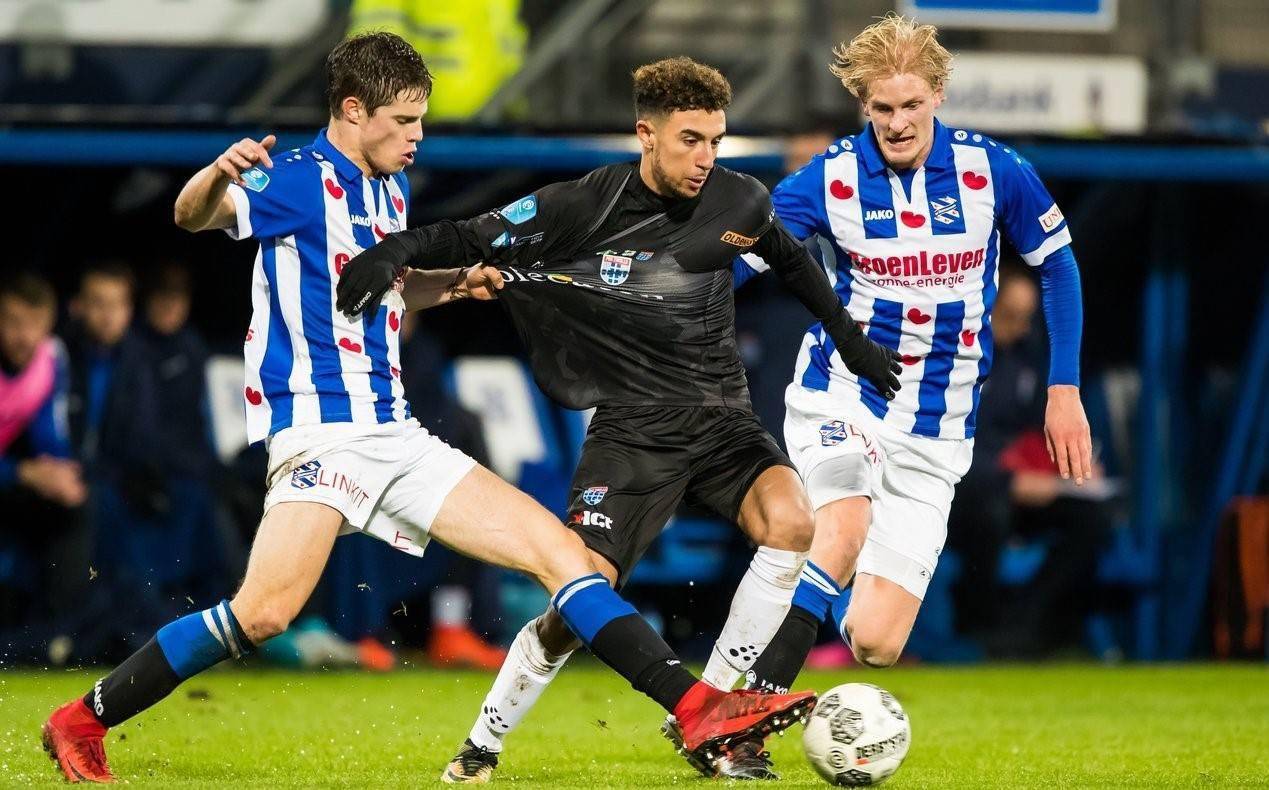 才是一个职 才是一个职